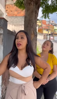 T1727003 Essa mulher na frente era uma coisa e por trás outra, dizia se alegrar com as conquistas dos outros part2