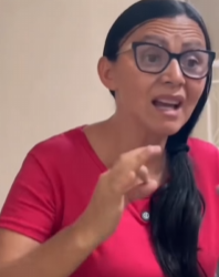 T1118007 Dona Lúcia não esconde que tem um filho preferido! (5) part2