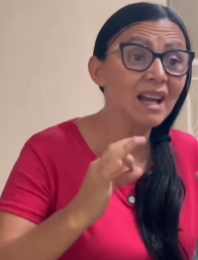 T1118007 Dona Lúcia não esconde que tem um filho preferido! (5) part2