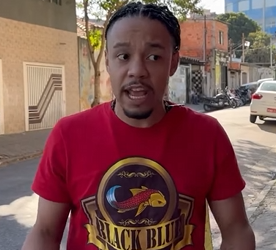 T0603019 Ela vende a casa com todos os inquilinos dentro porque não querem pagar o aluguel e acaba assim part2