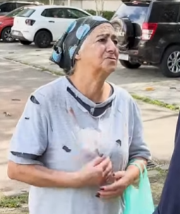 T0600004_Jovem descobre que sua MÃE é moradora de rua Olha o que ele fez!