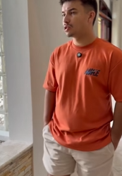 T0622003_Filho obriga sua mãe dar cartão pra ela, mas ele não contava que seu pai estava vendo tudo